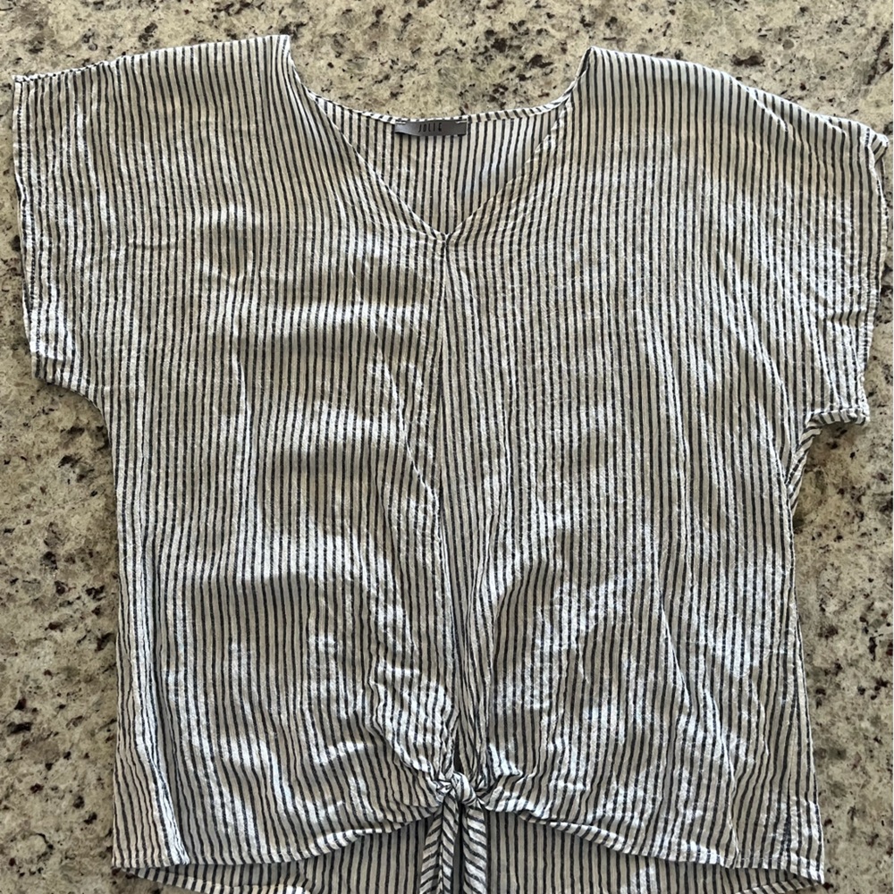 Jolie Monochrome Striped Short Sleeve Tee